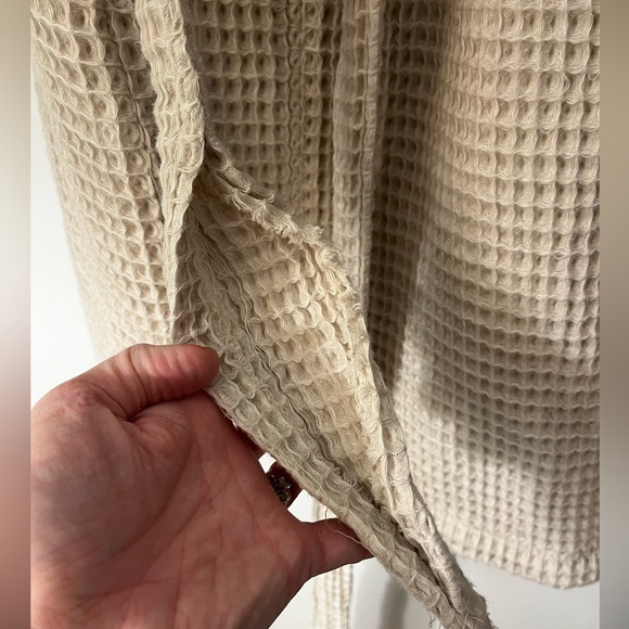 Parachute 100% Organic Cotton Waffle Robe - Picture 5 of 12